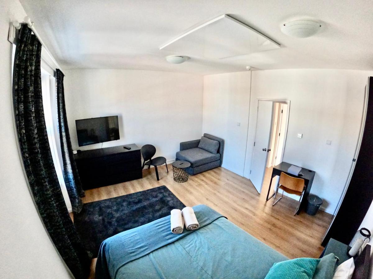 Lovely One Bedroom Flat ロンドン エクステリア 写真